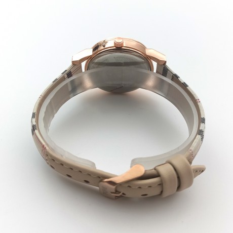 British Plaid Watch Femininity Fashion Belt Stitching Calendar Ladies Watch PT-007